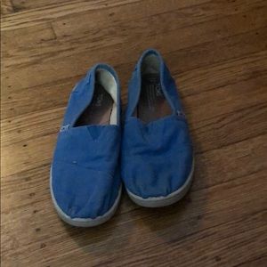 Toms shoes